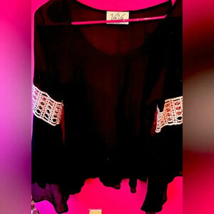 Black flowy top